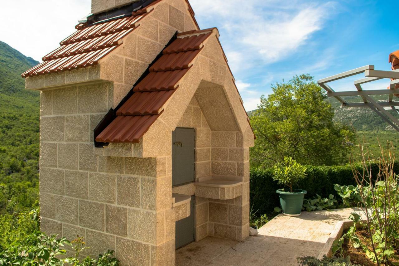 Donje Rascane Holiday Home Godinj מראה חיצוני תמונה