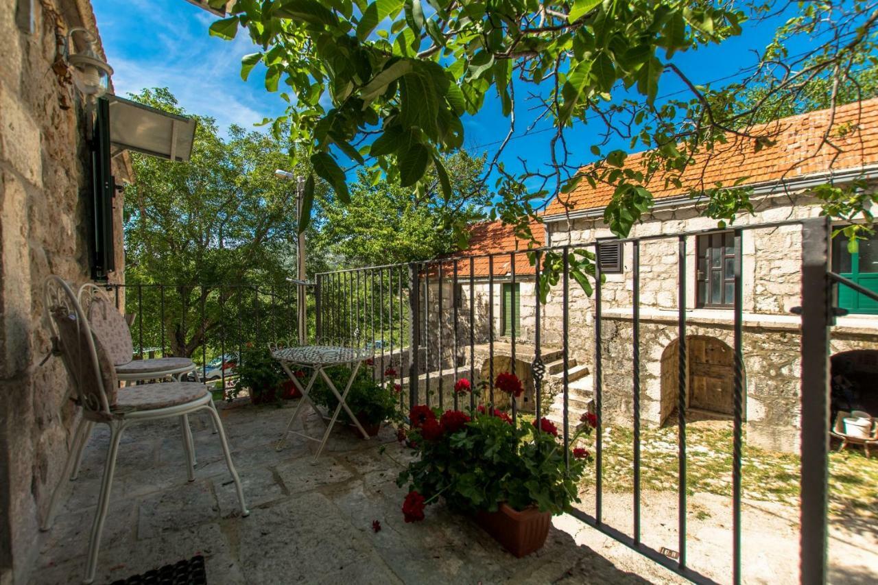 Donje Rascane Holiday Home Godinj מראה חיצוני תמונה