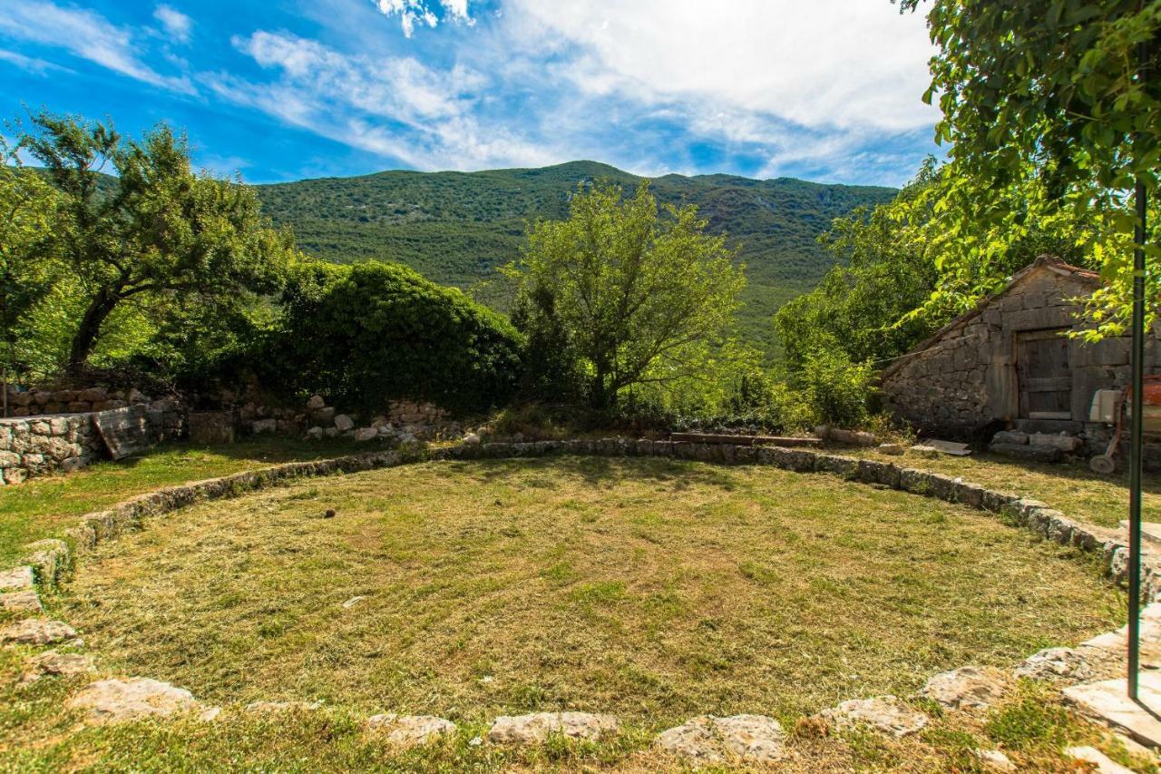 Donje Rascane Holiday Home Godinj מראה חיצוני תמונה